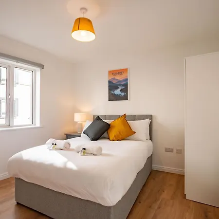 Centre Escape With Large Terrace, Sleeps 7 *