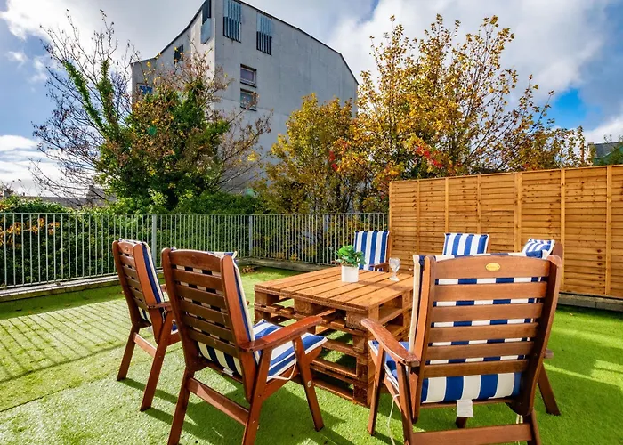 Centre Escape With Large Terrace, Sleeps 7 *