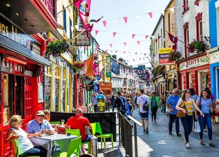 Lägenhet Centre Escape With Large Terrace, Sleeps 7