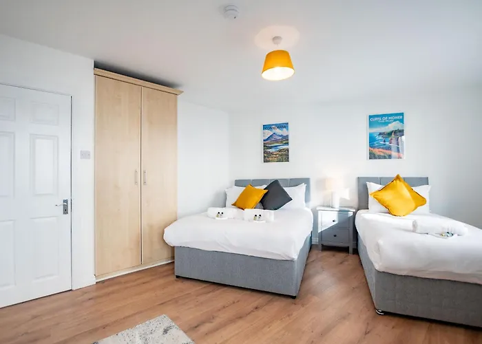 Centre Escape With Large Terrace, Sleeps 7 Lägenhet *