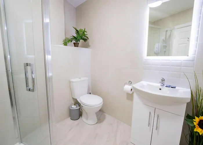 Lägenhet Centre Escape With Large Terrace, Sleeps 7 Galway